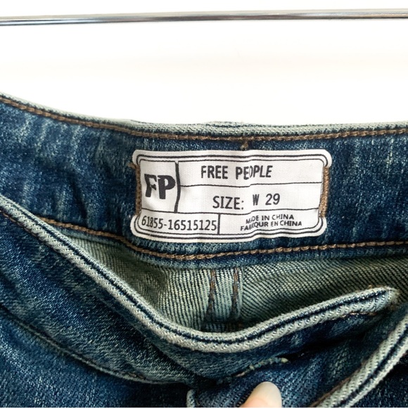 Free People Jeans Studded Novelty Ankle Flare Size 29 - Picture 4 of 9
